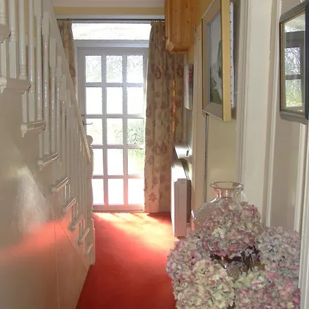 לינה וארוחת בוקר Glen Valley House B&B