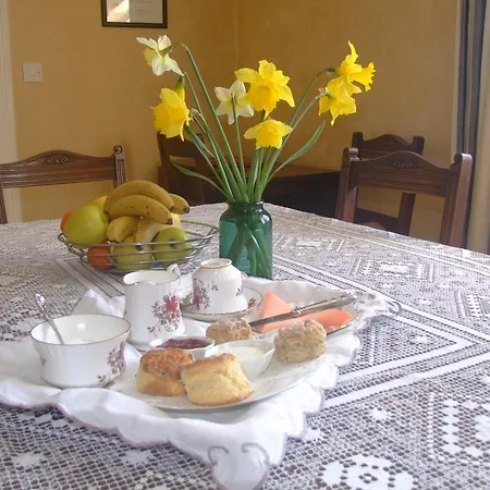 לינה וארוחת בוקר Glen Valley House B&B